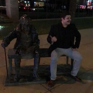 Meet your Posher, Logan